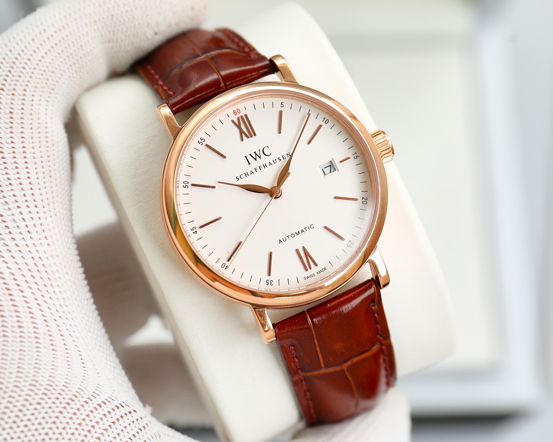 ブランドコピー時計IWC ポートフィノ カップル サファイアクリスタルIW679702