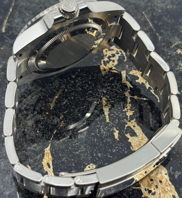 新作ROLEXコピー 126729VTNR GMTマスター Ⅱ オイスター グリーンセラミック[4]