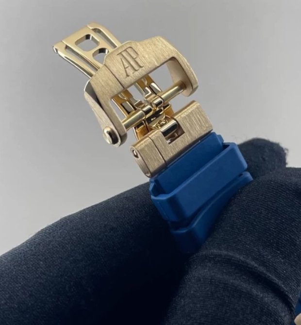 ブルー 高級スーパーコピーオーデマ ピゲ ロイヤル オーク オフショア クロノグラフ 26236BA.YY.D346CA.01[4]