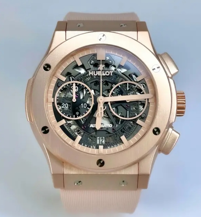 人気NO.1 ウブロ 偽物 アエロ・フュージョン クロノグラフ アルミニウム ピンク 525.UP.0192.RX.JPN