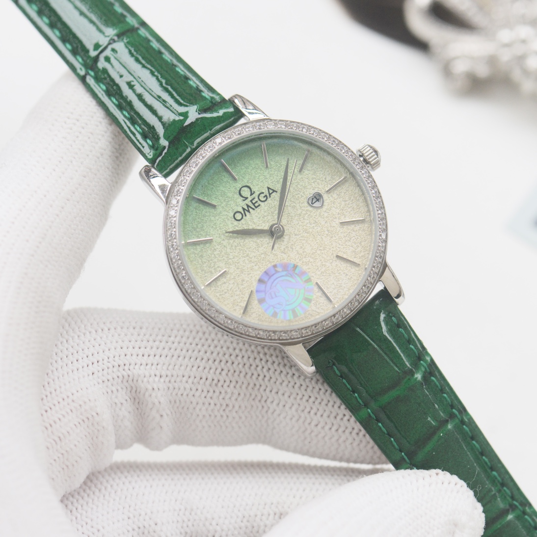 オメガ スーパーコピーブランド デ・ヴィル レディース クォーツ時計156.35421[3]