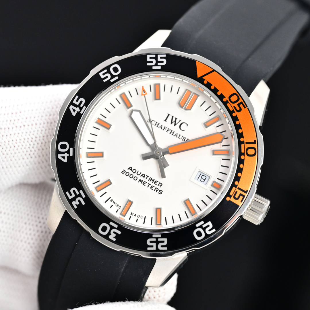 IWC ブランドアクアタイマー メンズ 44mm IW697230 実感が本物と同じ