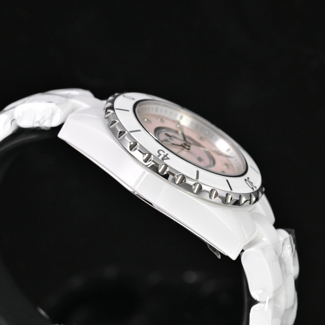 シャネル J12 コピー時計 ピンクの文字盤 セラミック H279724[2]