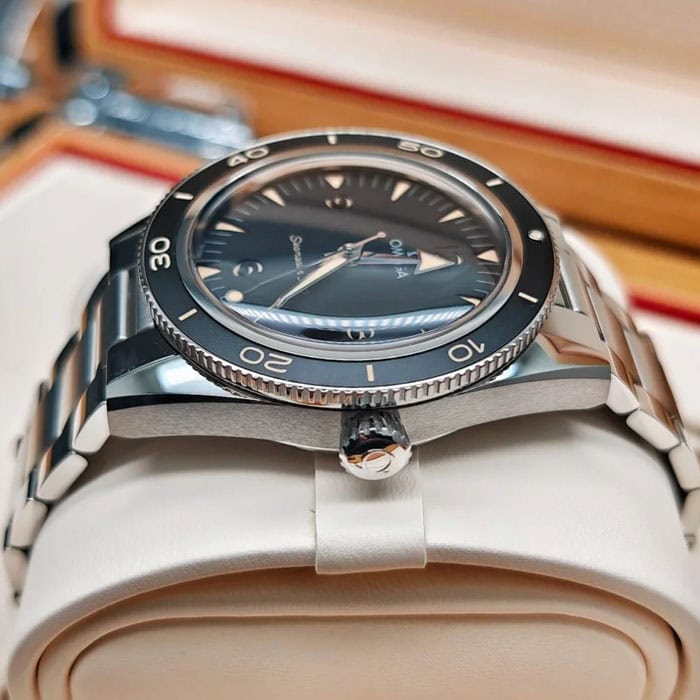 VS工場オメガコピー シーマスター 300234.30.41.21.01.001 Cal.8912ムーブメント[2]