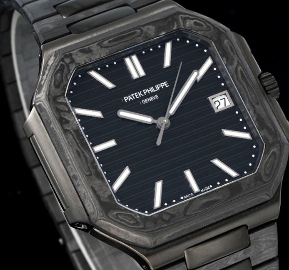 DIW工場 パテック・フィリップキュビタス新作 NTPTカーボン ブラック 自動巻き5821/121[1]