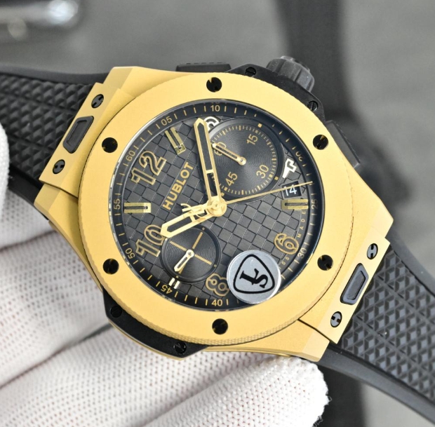 ウブロ時計スーパーコピー ビッグ・バン 20th アニバーサリー イエローゴールド 43ＭＭ 431.CI-02[4]