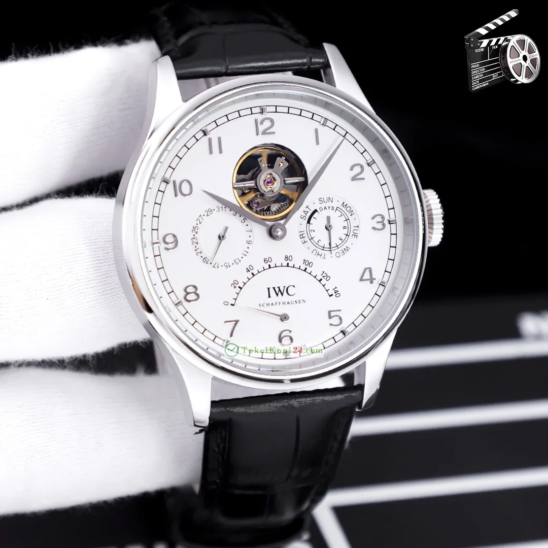 IWC フライホイール 43mm IW729423シンプルな外観デザイン