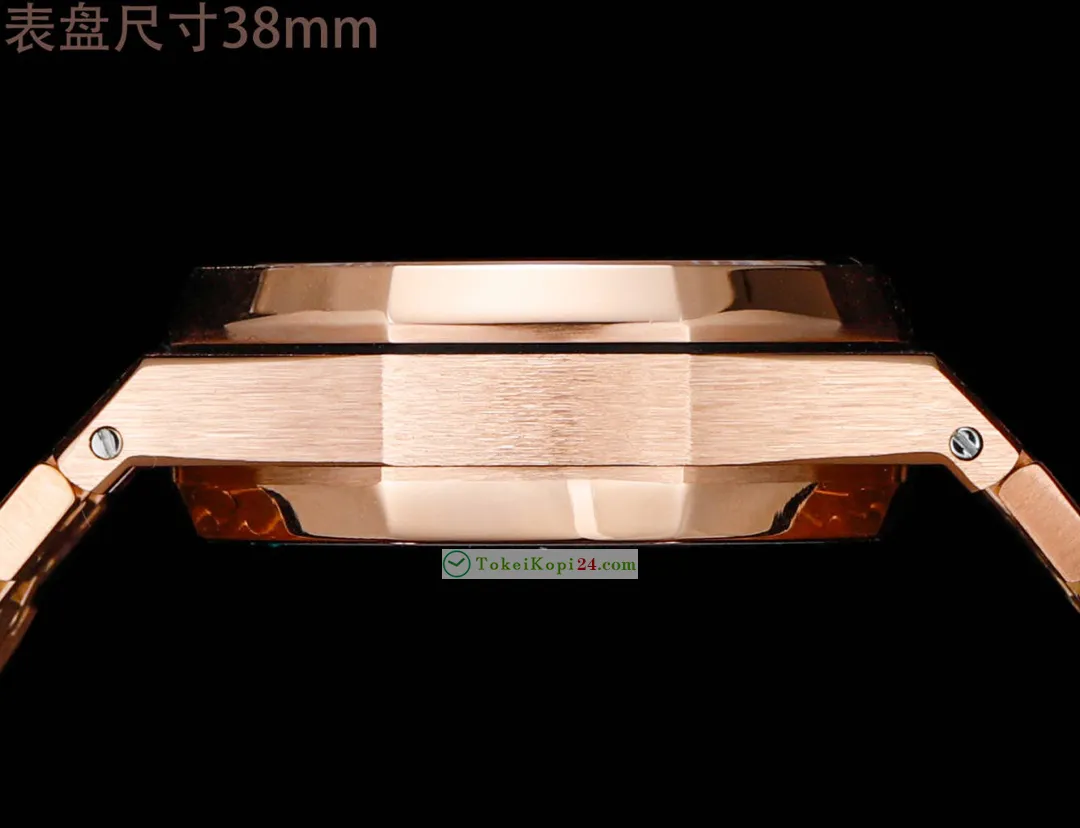 人気のAudemars piguetコピー時計ロイヤルオーク26715BC.ZZ.1356BC.01-01[5]