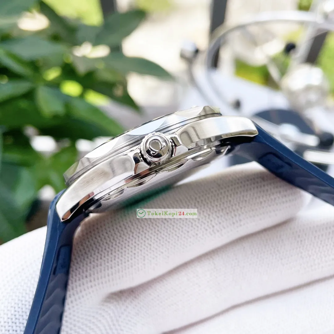 オメガ 300m ダイバーズ ブランドコピー時計 40mm マスター クロノメーターO192012[5]