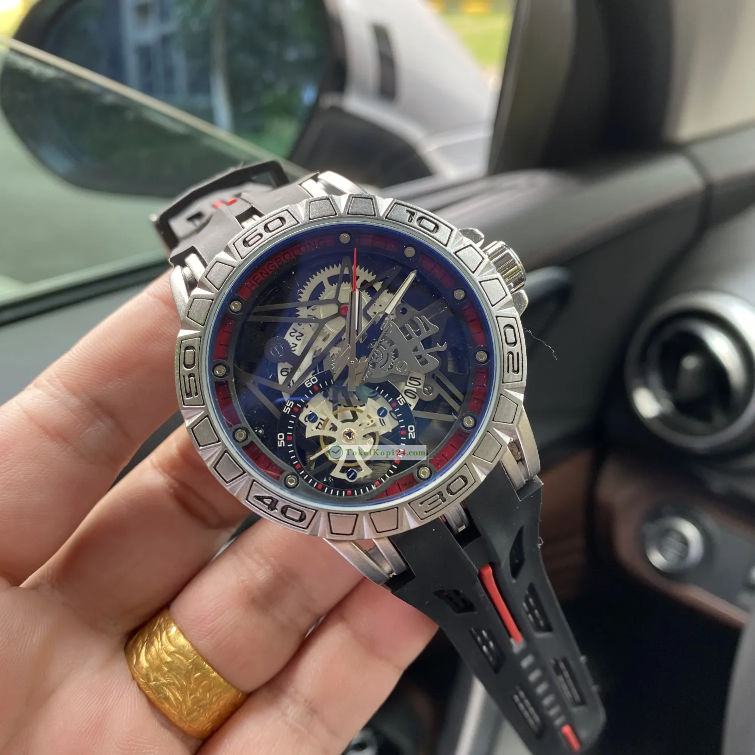 ロジェ・デュブイコピー エクスカリバー 46mmトゥールビロR822320[5]