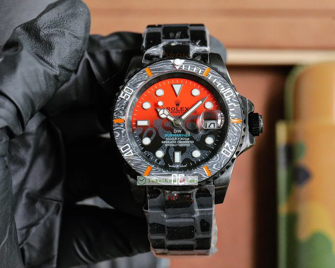 最大級規模ROLEX DIW サブマリーナR2932GF[3]