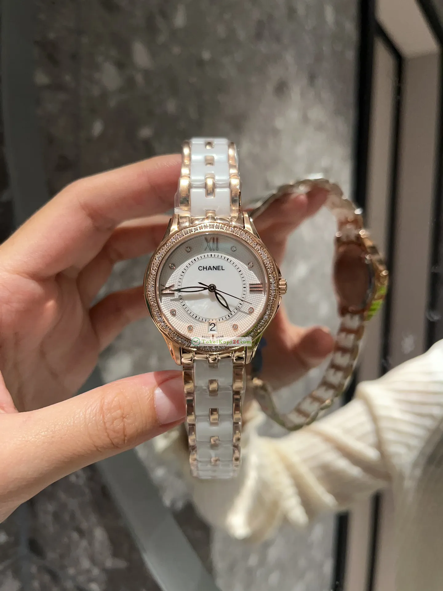 絶妙な品質のシャネルブランド セラミックスC232B270