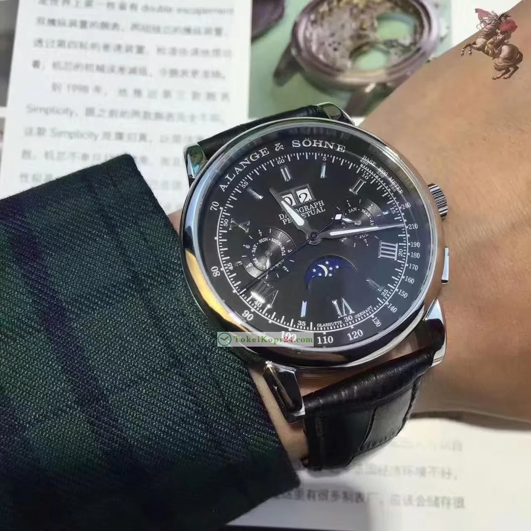 ブランドコピー時計 ランゲゾーネ多くの機能 44mm  L902331[1]