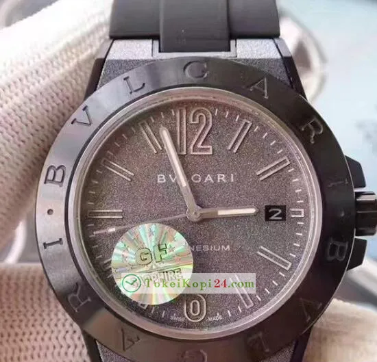 DG41C14SMCVD時計コピー