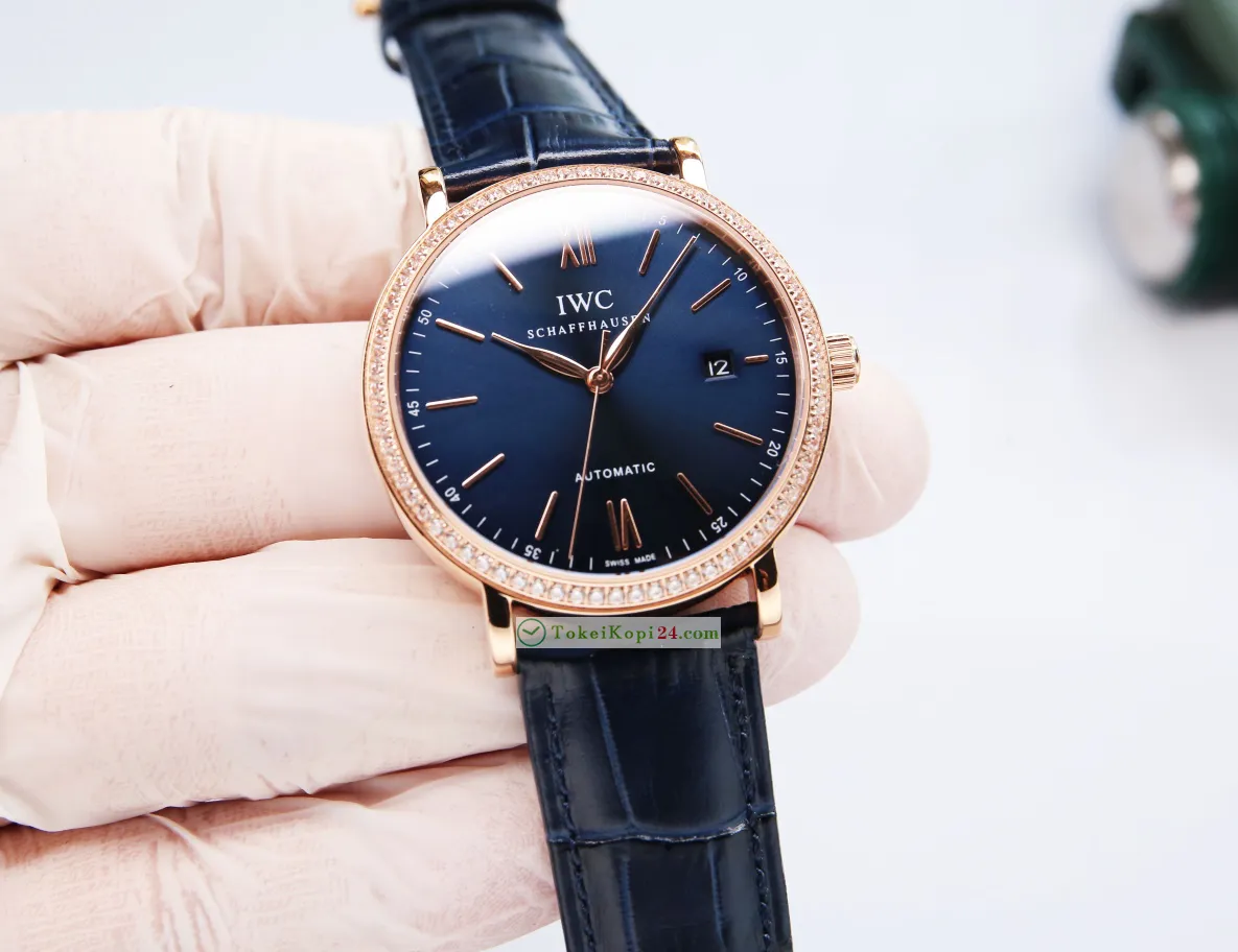 IWCブランドコピー時計イタリアンレザーストラップ40mm新品発見IW459877