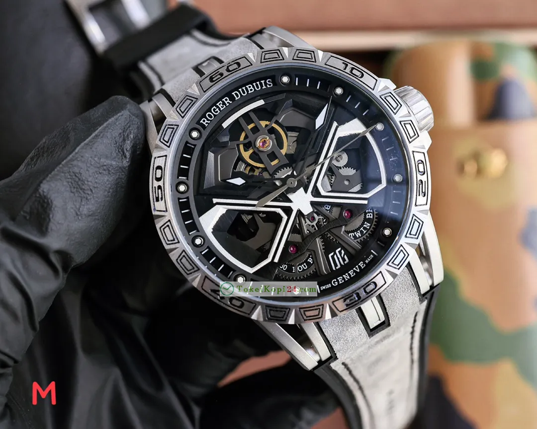 [メンズN品腕時計] ROGER DUBUISコピー エクスカリバー46 mm 9277220[1]