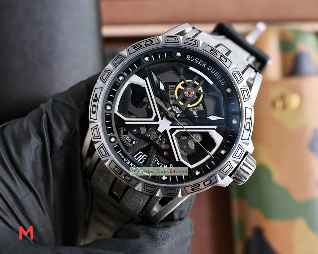 [メンズN品腕時計] ROGER DUBUISコピー エクスカリバー46 mm 9277220[2]