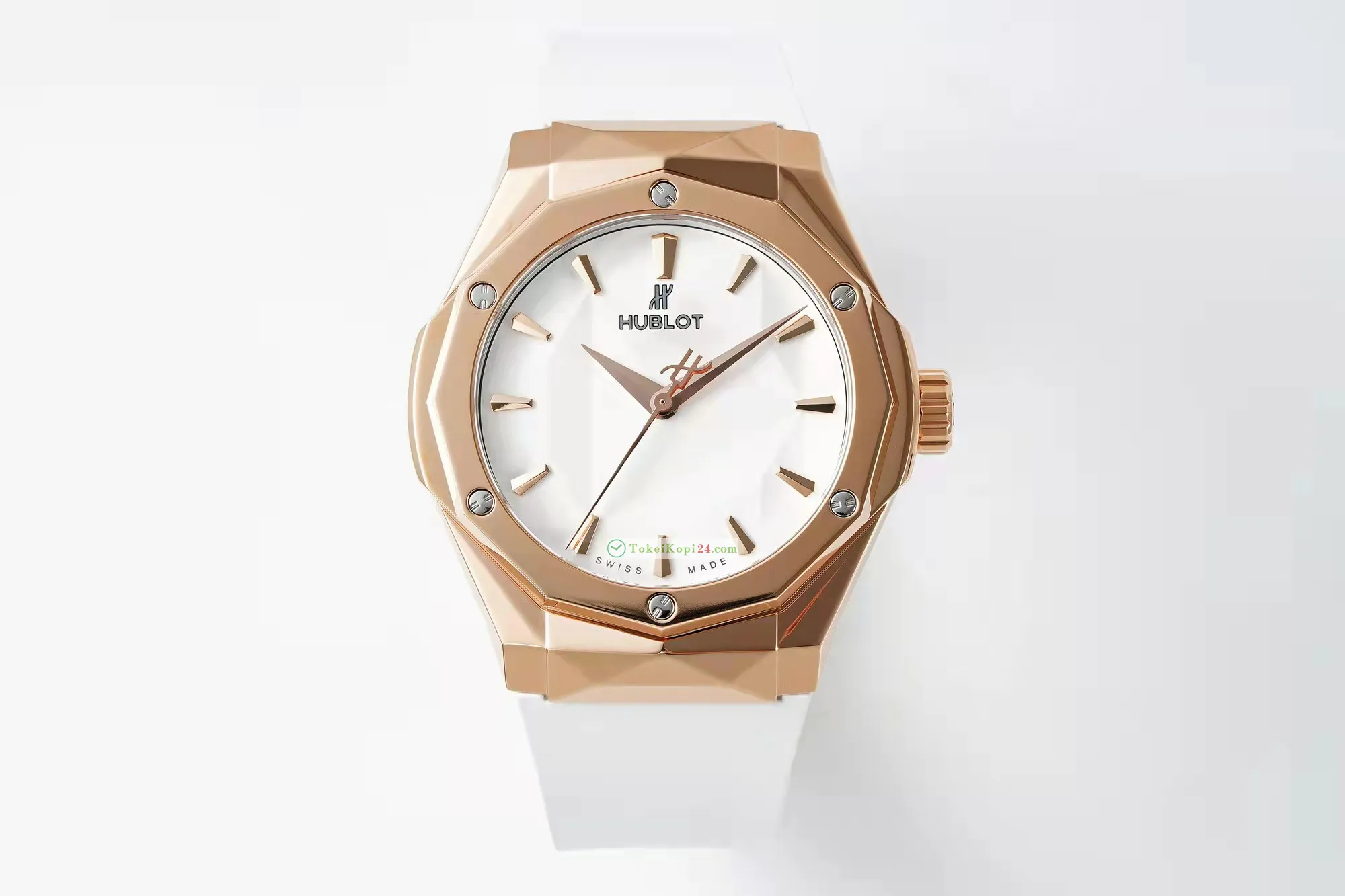 ウブロコピー クラシック フュージョン40mm 天然ゴムストラップ700267[5]