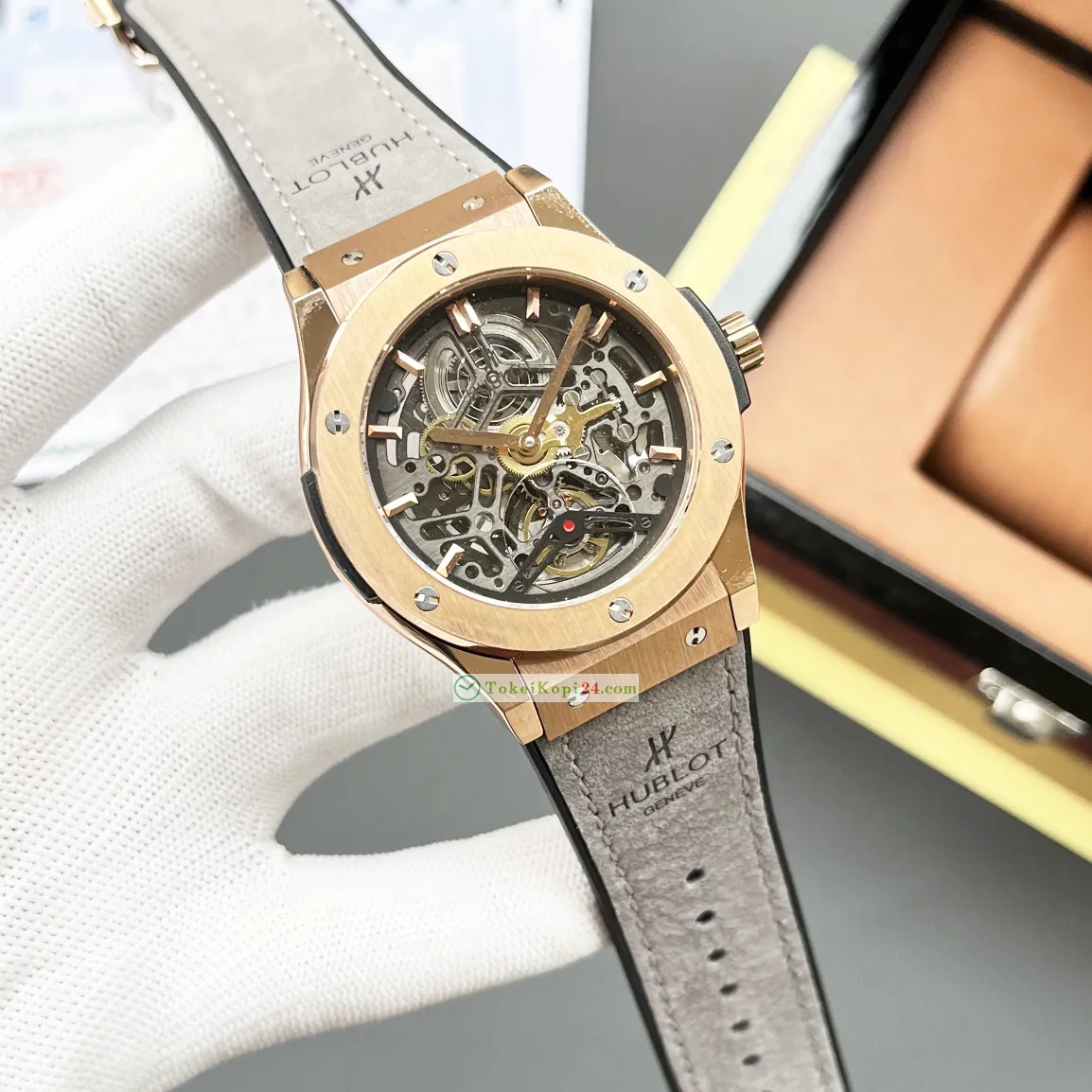安定した高品質 Hublotスーパーコピー2針トゥールビヨン22747H32