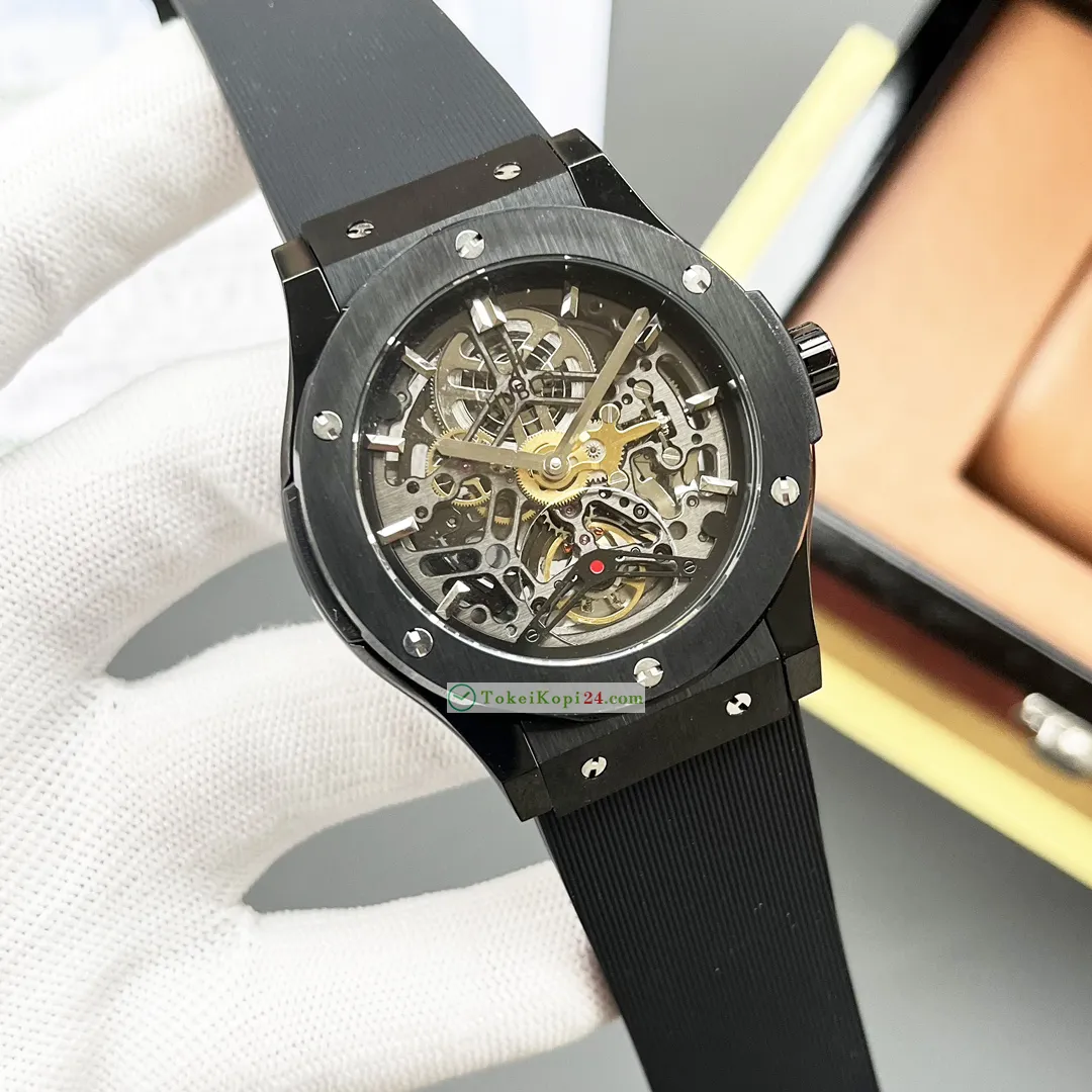 安定した高品質 Hublotスーパーコピー2針トゥールビヨン22747H32[5]