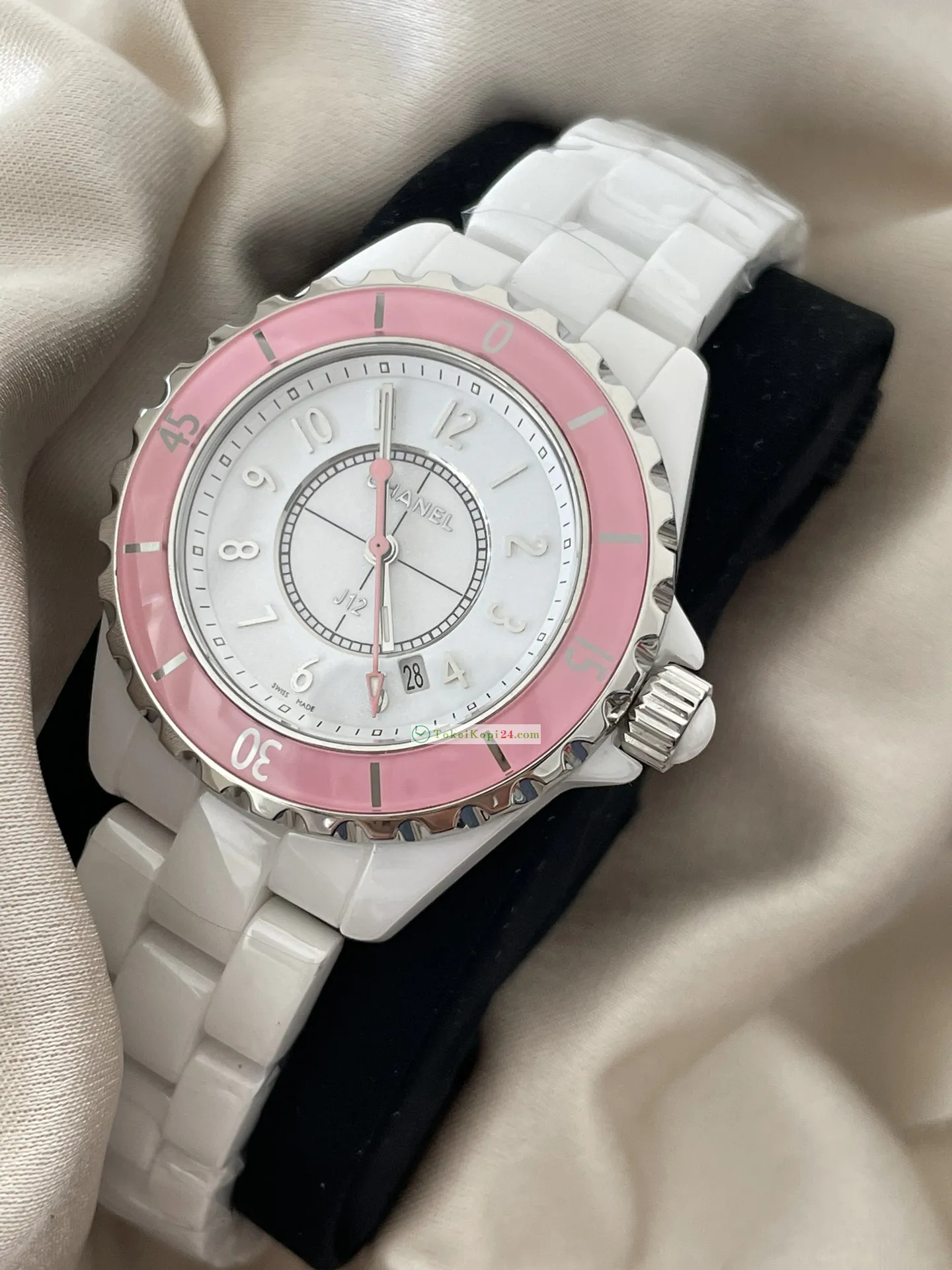 CHANEL高品質ブランド時計 J12 レディース ピンクセラミックH110292[1]