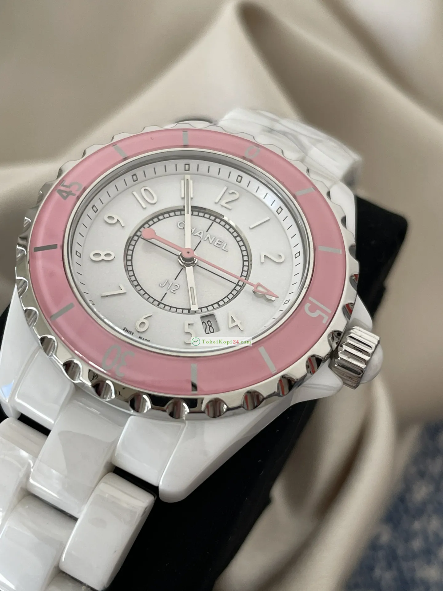 CHANEL高品質ブランド時計 J12 レディース ピンクセラミックH110292[2]