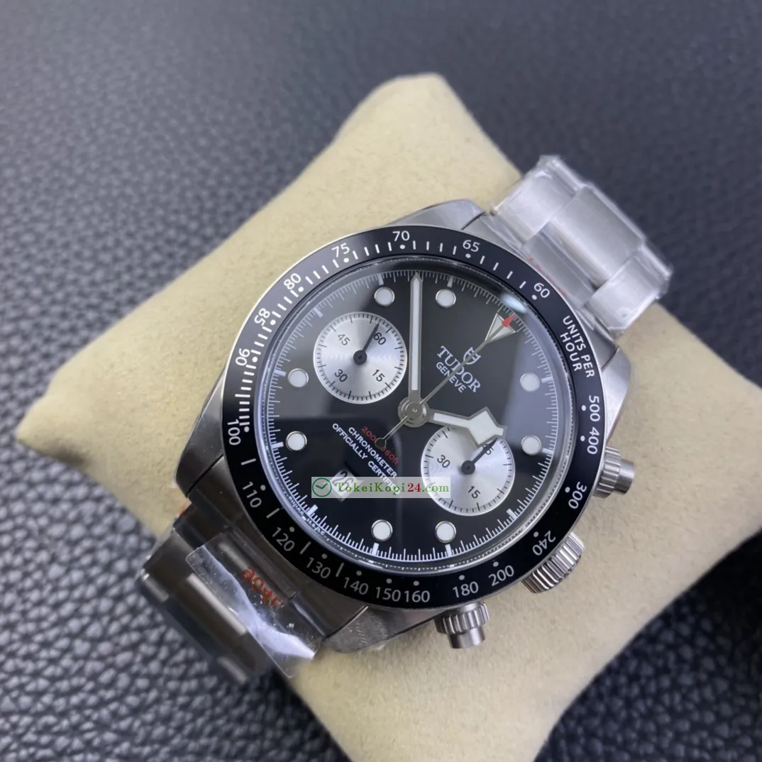 最新チュードルレプリカ時計 ブラックベイ クロノグラフ 41mm T928500[2]