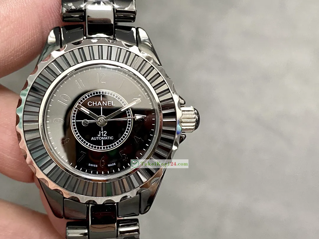 シャネルレプリカ時計 J12 セラミック 33mm質感良好 H109282
