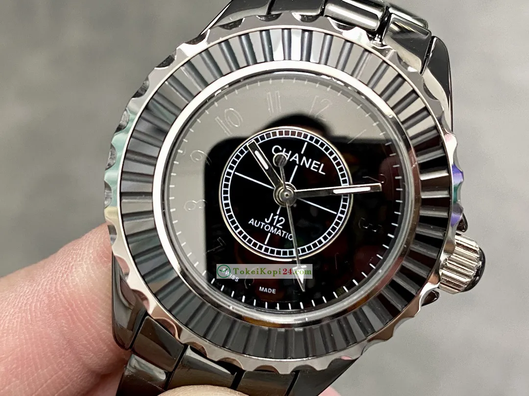 シャネルレプリカ時計 J12 セラミック 33mm質感良好 H109282[2]
