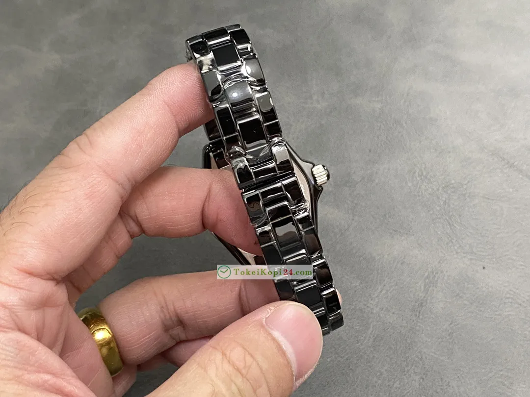 シャネルレプリカ時計 J12 セラミック 33mm質感良好 H109282[6]