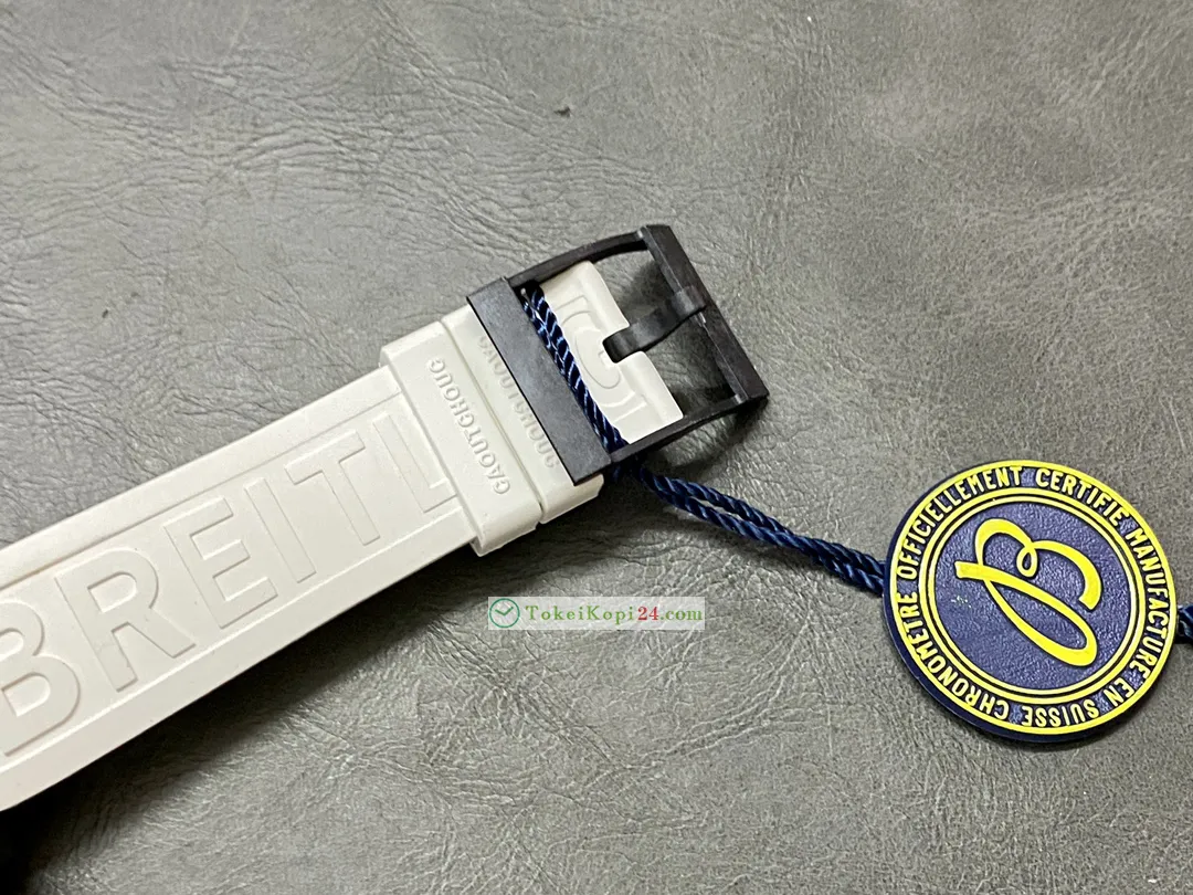 ブライトリングスーパーコピー時計アベンジャー メンズ最新入荷白いラバーストラップA98211B60[7]