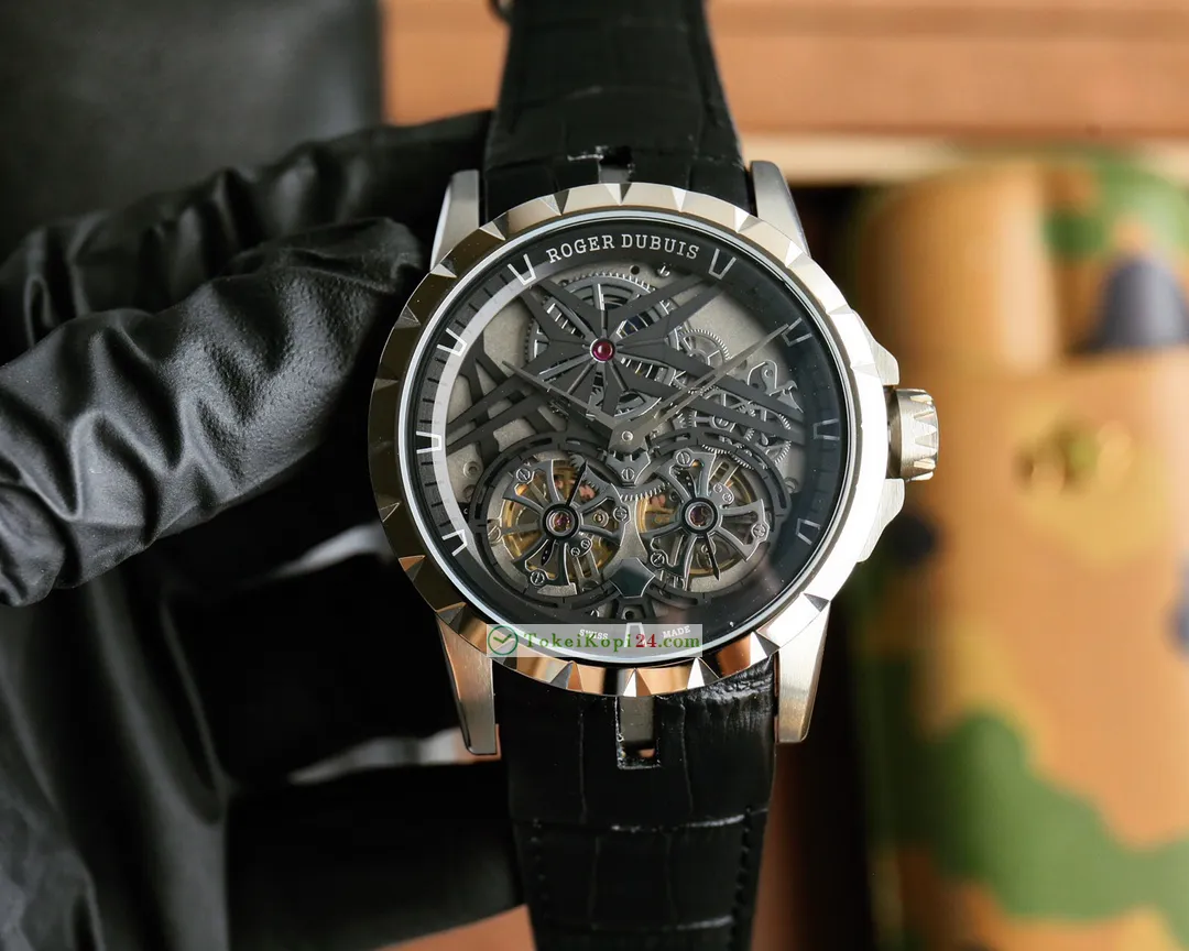 ROGER DUBUISコピー時計 エクスカリバー キング自動巻き72880VM1[7]