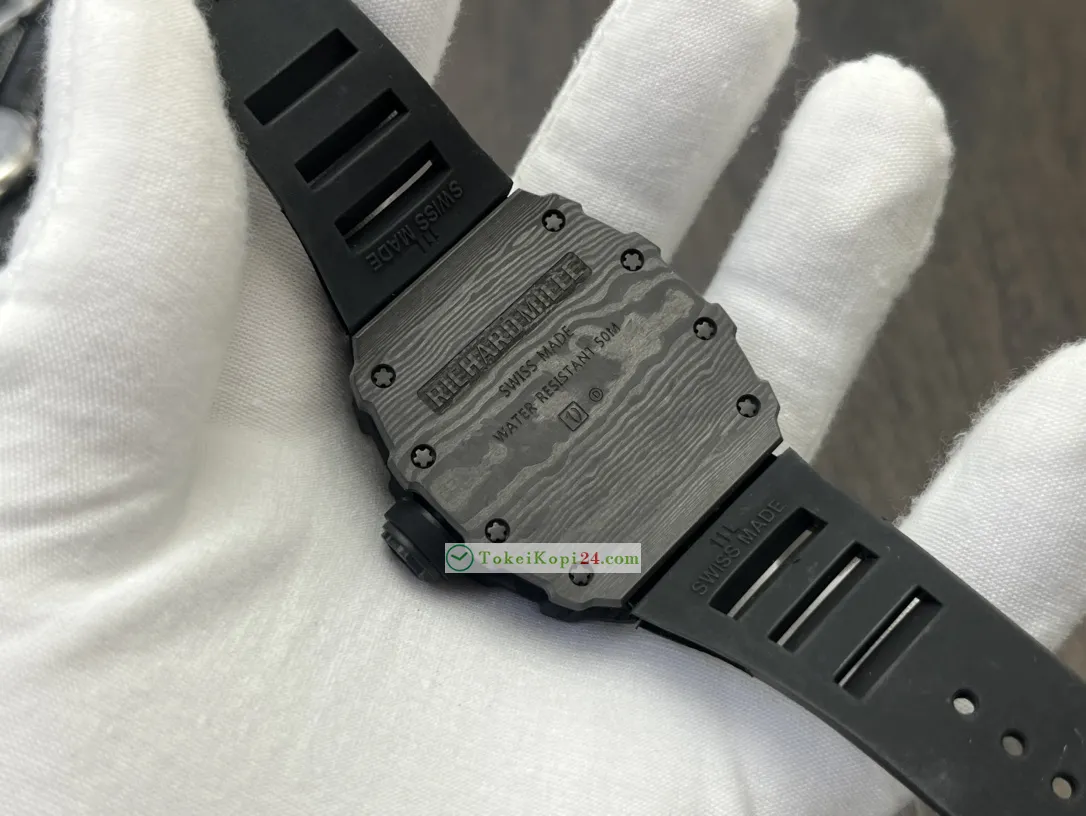 リシャール・ミル ブランドコピー時計 RM055/26 カーボンファイバー高級材料[6]