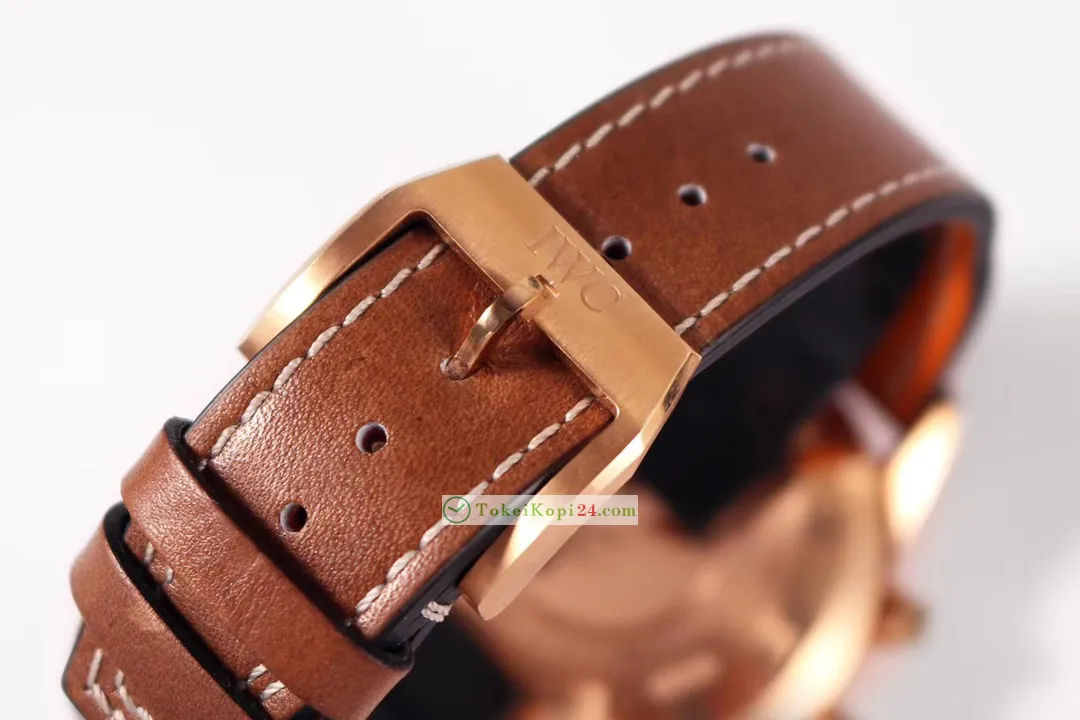高級ブランドIWCパイロット クロノグラフ茶色のストラップ IWC3777[7]