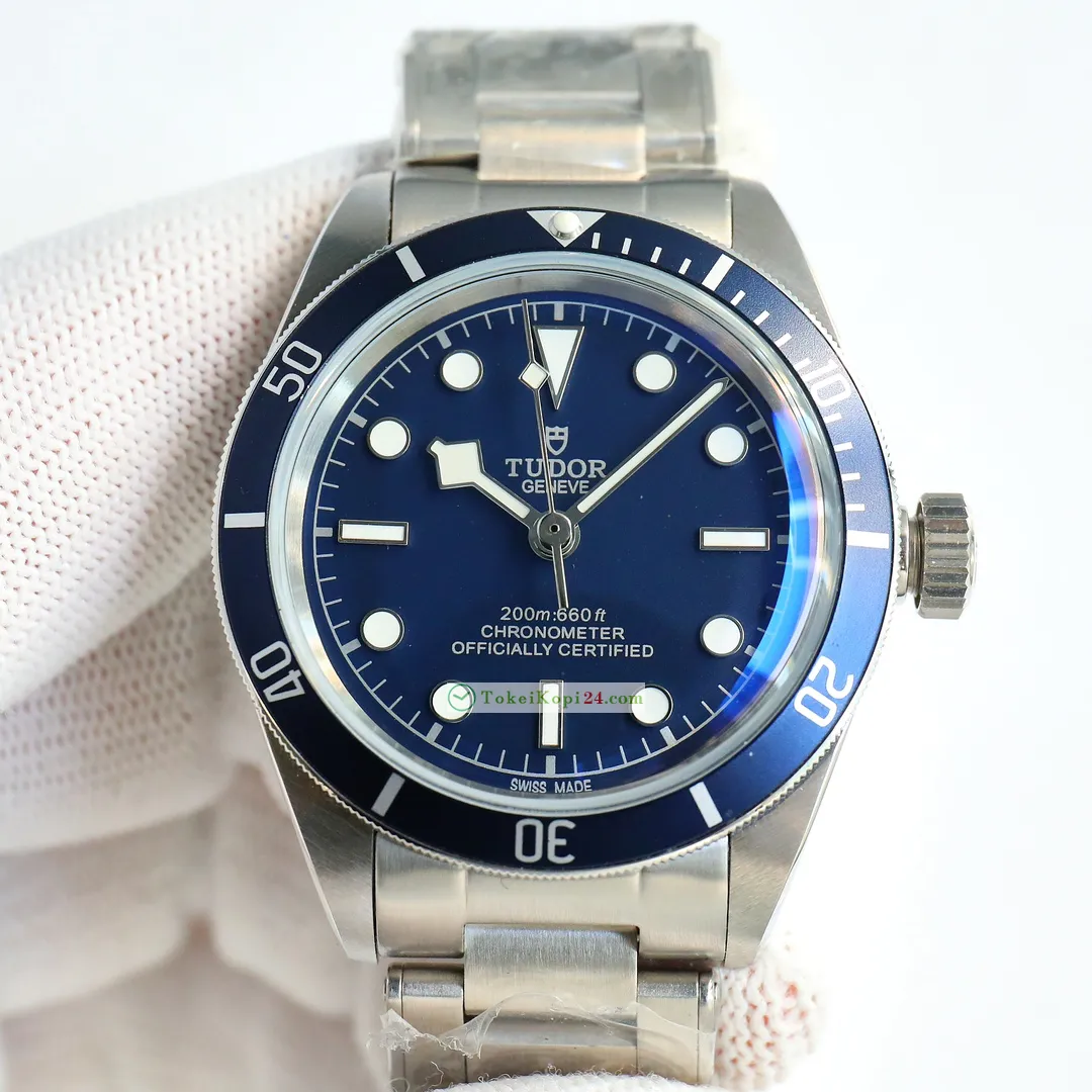 最高級TUDOR ブラックベイ一流メンズ時計T82002L[2]