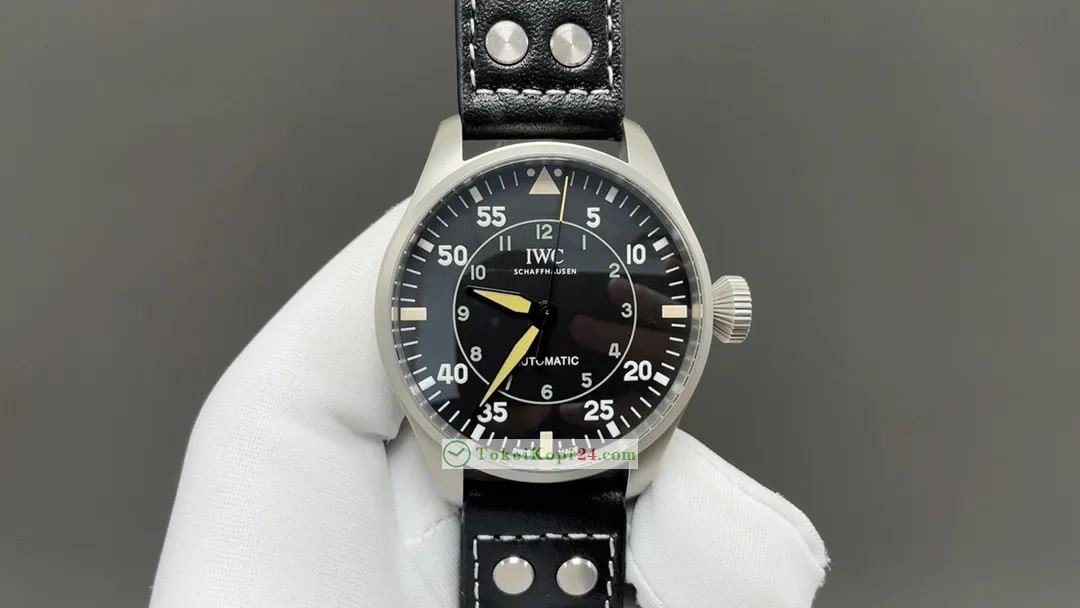 質感良好 IWCコピー時計パイロット43mmメンズ ブラック IW791691