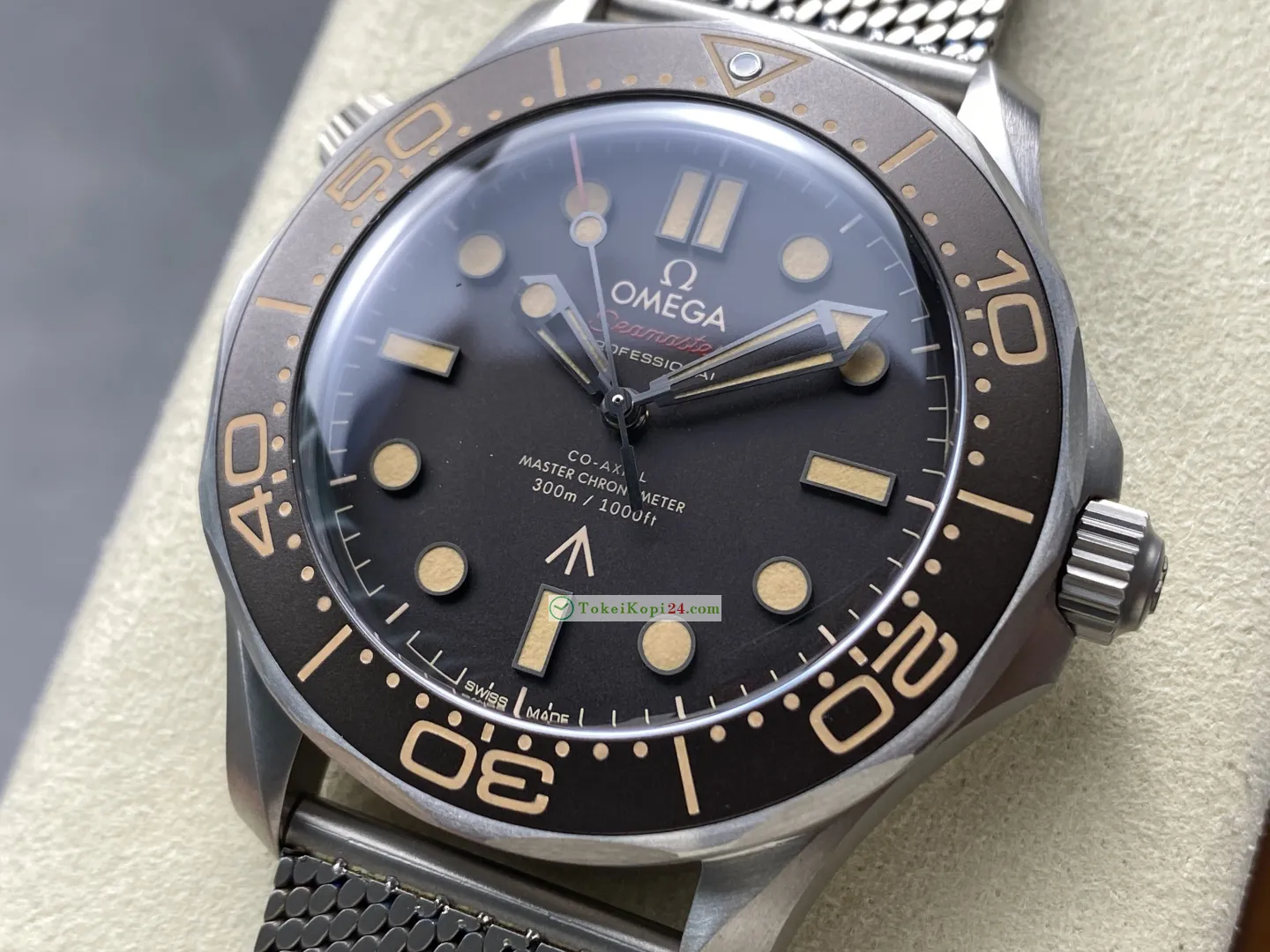 オメガ時計チタニウム 007 新アップグレード シーマスター802L1.3002[1]