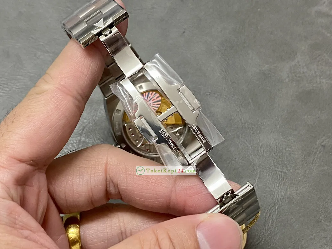 ヴァシュロン・コンスタンタン オーヴァーシーズ 4500V/110A-B128 ブルー ムーブメントCal.5100【PPF出品】[5]