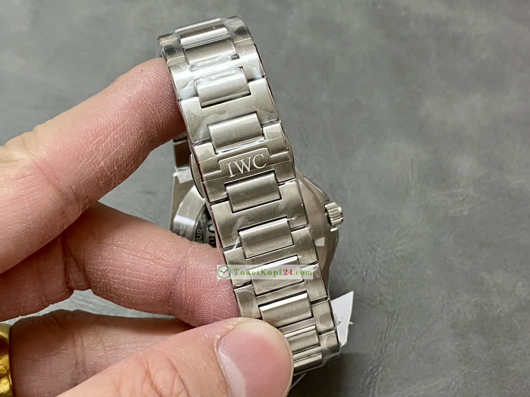 最大級の品揃え IWC インヂュニア メンズ40mm ブラック Ref. 1832[6]