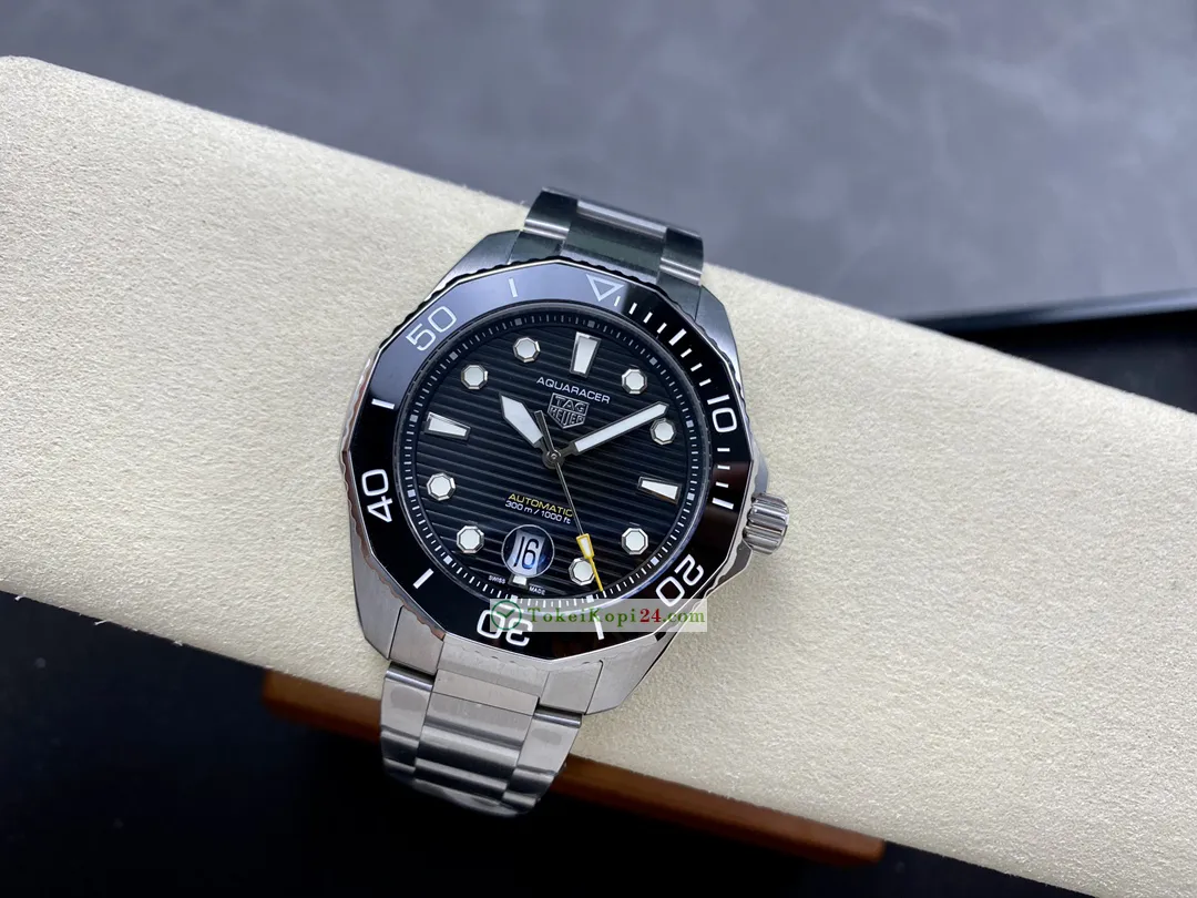  最安値挑戦 タグ・ホイヤースーパーコピー アクアレーサー 自動巻き43MM 676AD230[2]
