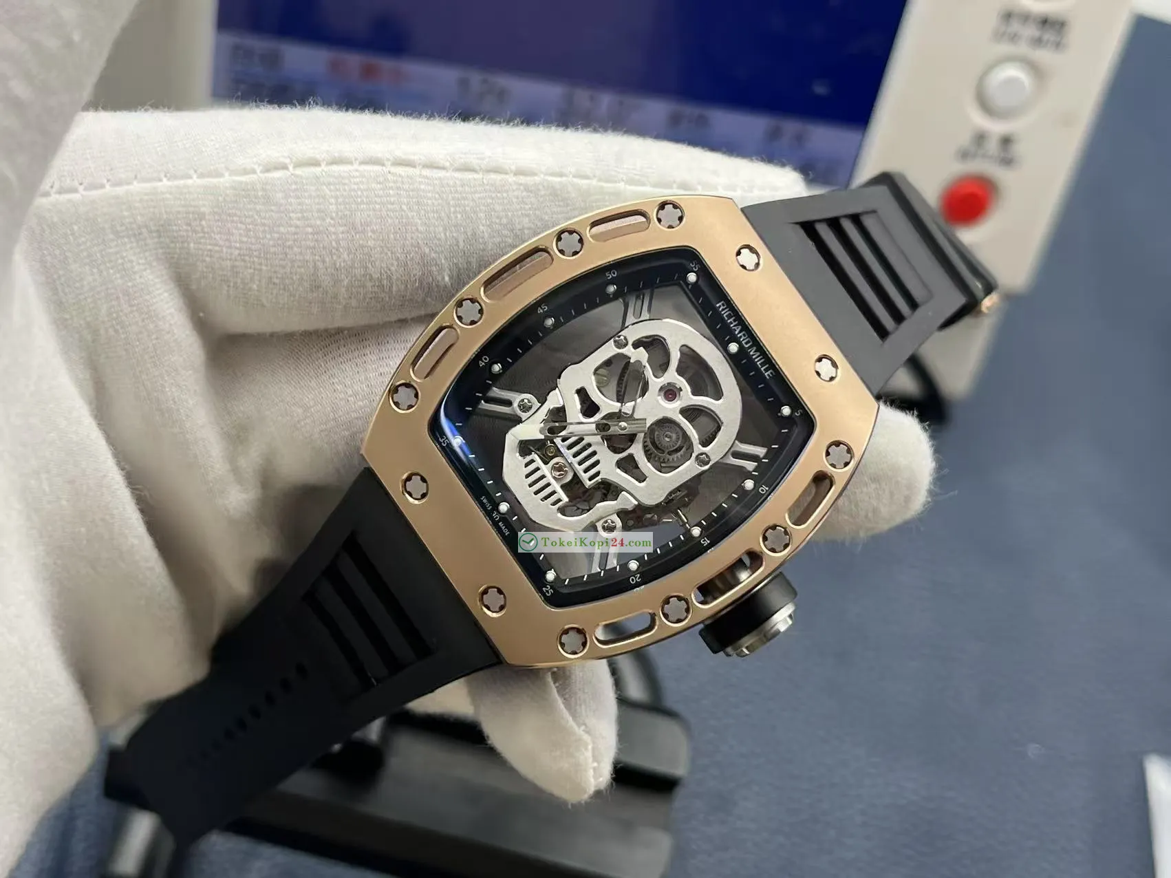 ブランド時計コピーリシャール ミル RM052「シュプリーム・ゴースト・キング」[2]