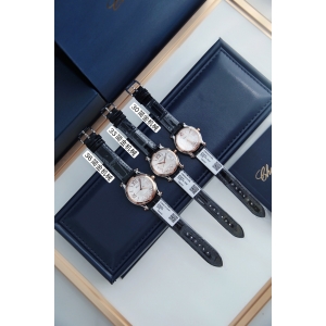 2820A33スーパーコピー時計