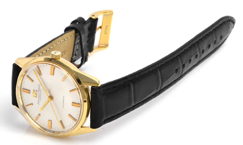 ＩＷＣ ３針新作ブランド 激安 コピーIWC時計 423806001