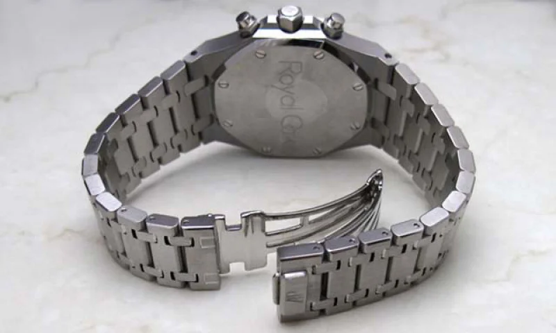 オーデマ・ピゲ偽物時計 (AUDEMARS PIGUET) ロイヤルオーククロノ 26300ST.OO. 1110ST.07 スーパーコピー