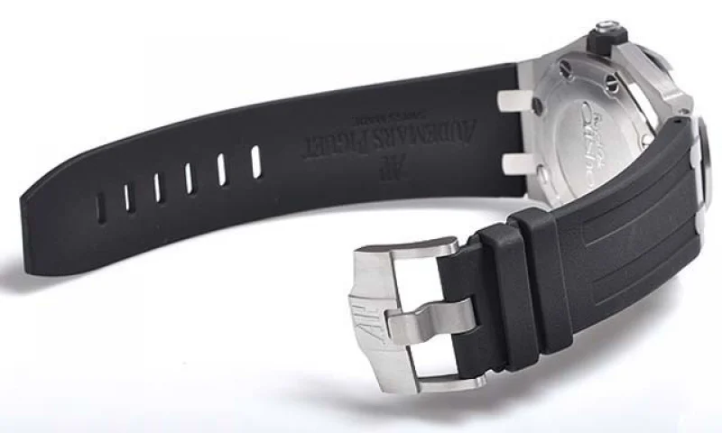 オーデマ・ピゲ時計 スーパーコピー (AUDEMARS PIGUET)ロイヤルオークオフショア ダイバー 15703ST.OO A002CA.01