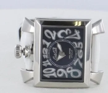 高級時計ガガミラノ ナポレオーネ40mm レザー ホワイト/ブラックシェル ボーイズ 6030.4 スーパーコピー