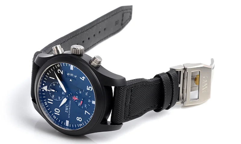 ＩＷＣ時計コピー パイロットウォッチクロノ・トップガン IW388001
