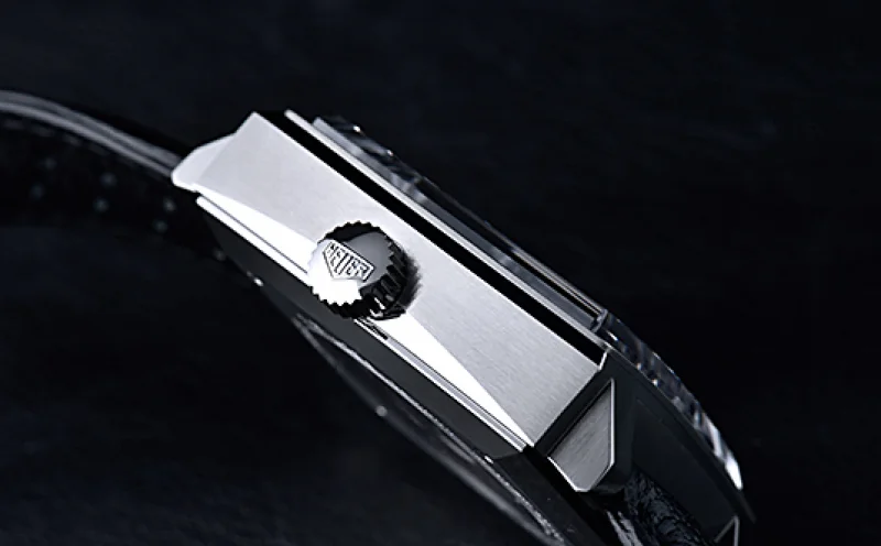 タグ・ホイヤーコピー時計激安(N級品)モナコ キャリバー11 クロノグラフ CAW211P.FC6356