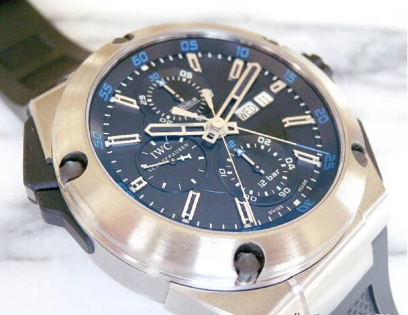 IW386503 インヂュニア ダブルクロノグラフ　チタニウム IWCスーパーコピー腕時計