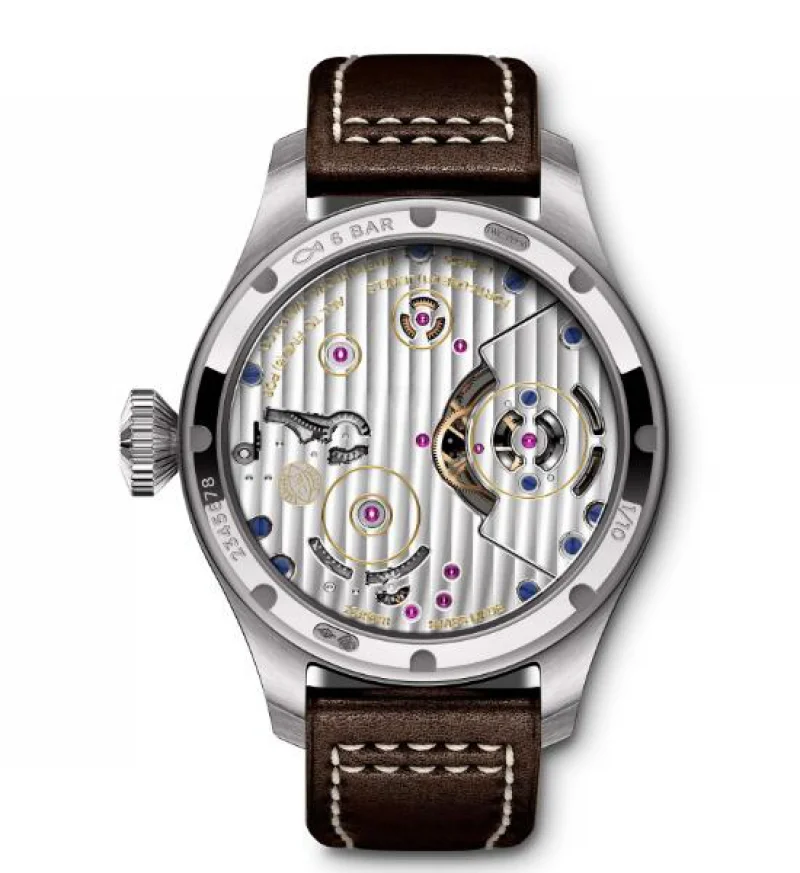 IWC アイ・ダブリュー・シー新作プラチナ　ビッグ・パイロット IW590302